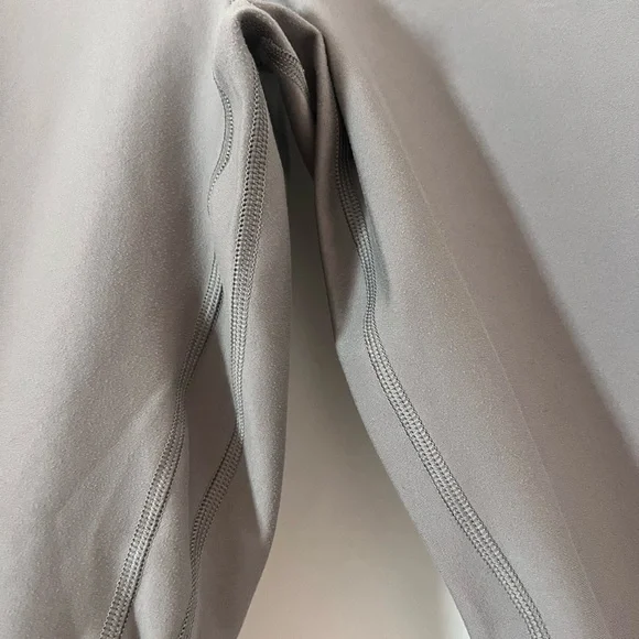 Abercrombie YPB studioFLEX 7/8-Length Activewear 
Legging Size Large - Picture 4 of 7